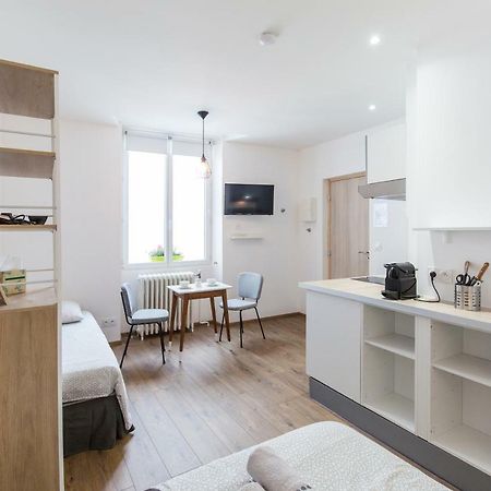 Le Pavillon Bleu Apartment Lourdes Exterior photo